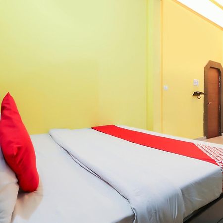 Oyo Hotel Rajendra Khalilabad Dış mekan fotoğraf