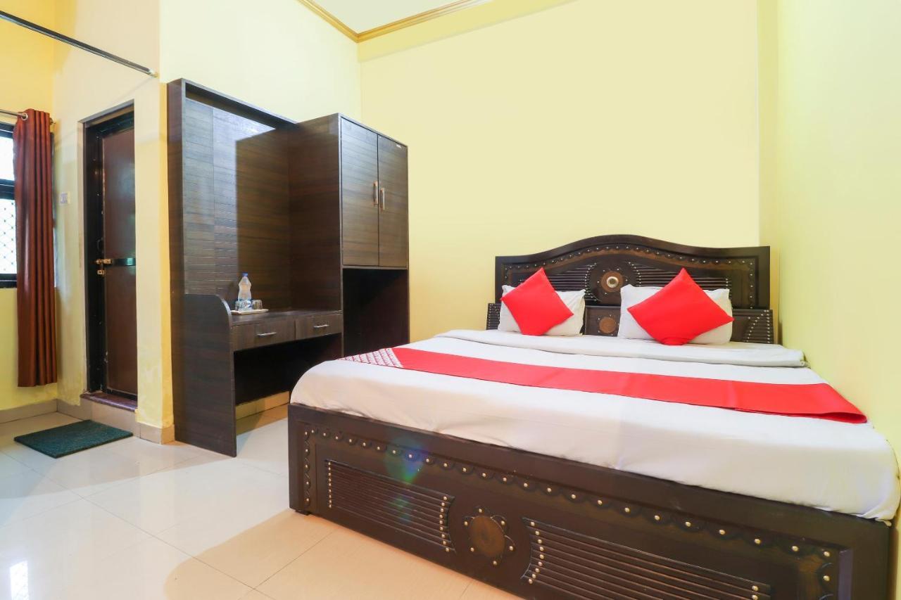 Oyo Hotel Rajendra Khalilabad Dış mekan fotoğraf