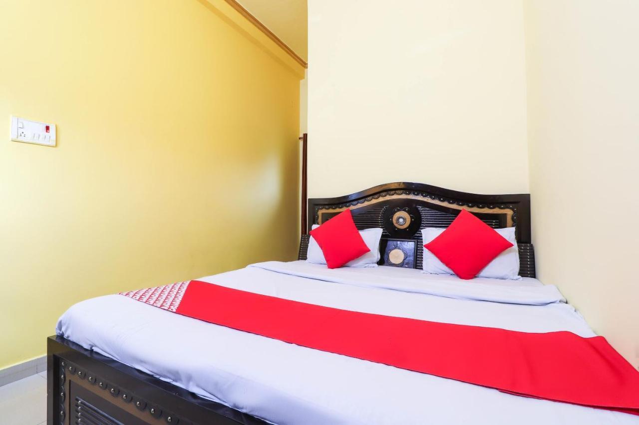 Oyo Hotel Rajendra Khalilabad Dış mekan fotoğraf