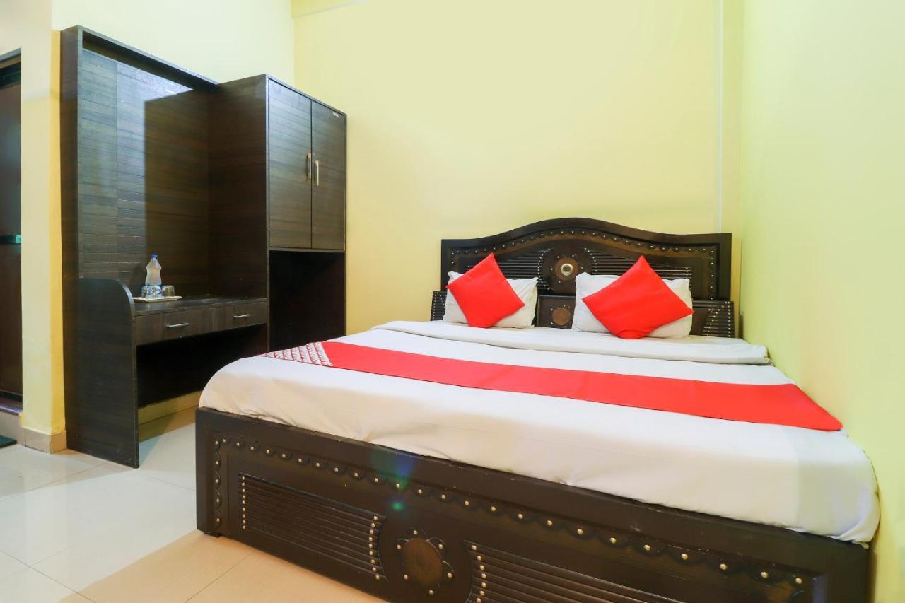 Oyo Hotel Rajendra Khalilabad Dış mekan fotoğraf
