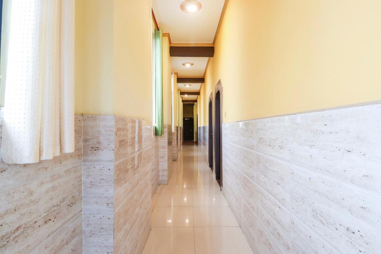 Oyo Hotel Rajendra Khalilabad Dış mekan fotoğraf